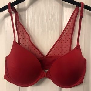 Victoria’s Secret 32D Demi Bra